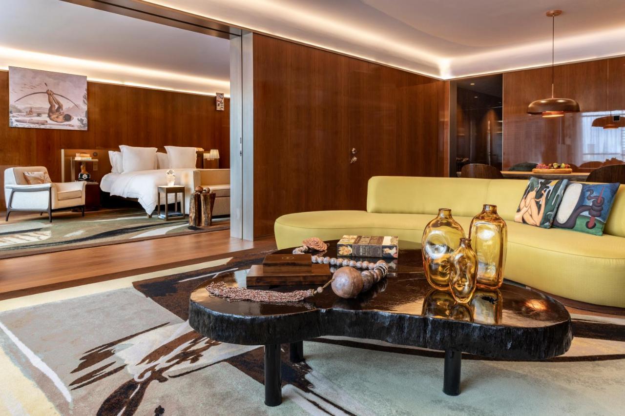 Rosewood Sao Paulo Ξενοδοχείο Εξωτερικό φωτογραφία The living room of a suite at the Mandarin Oriental