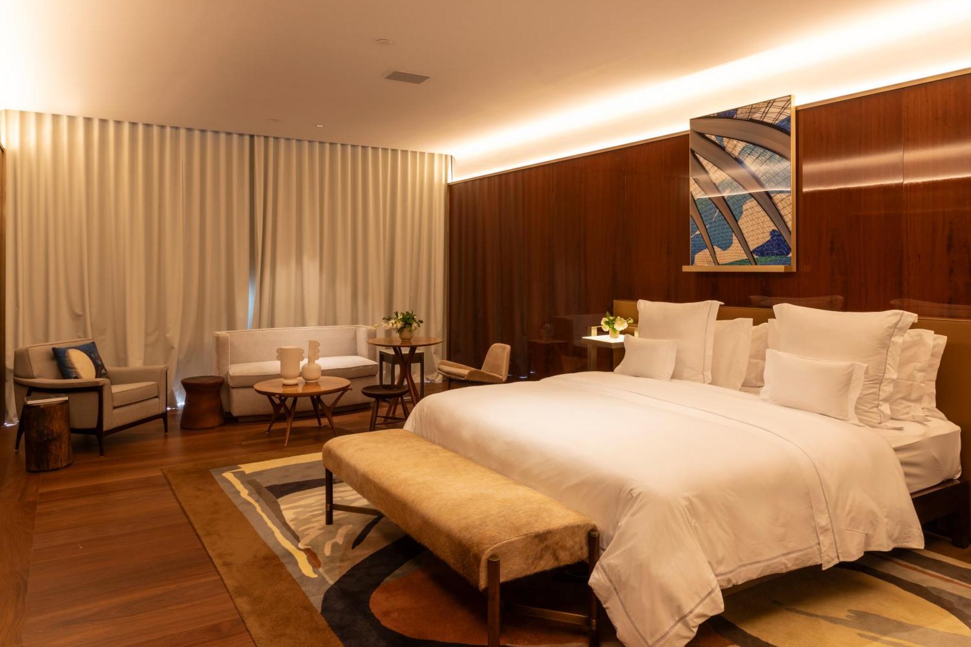 Rosewood Sao Paulo Ξενοδοχείο Εξωτερικό φωτογραφία A bedroom at the Four Seasons Hotel